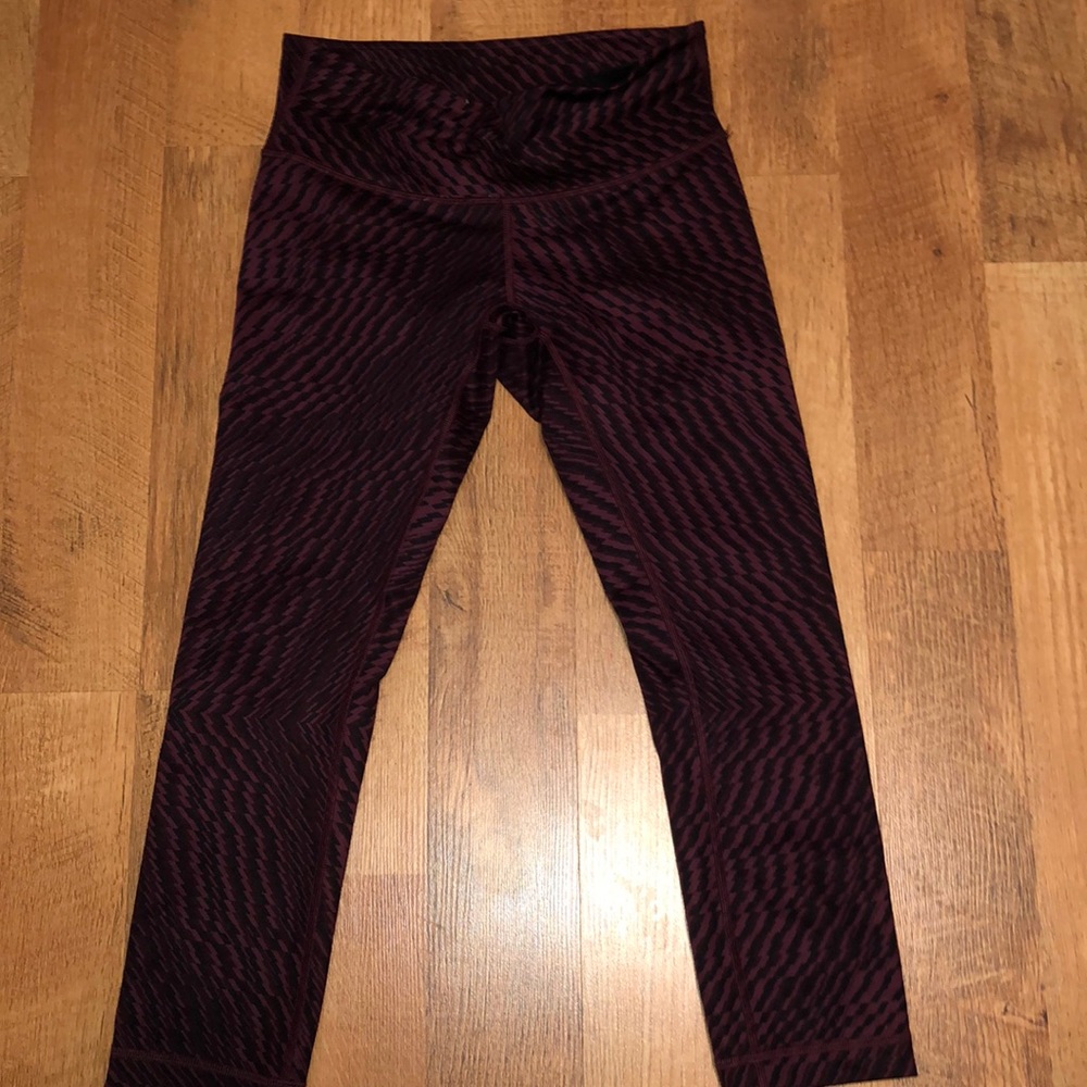 Lululemon cropped leggings